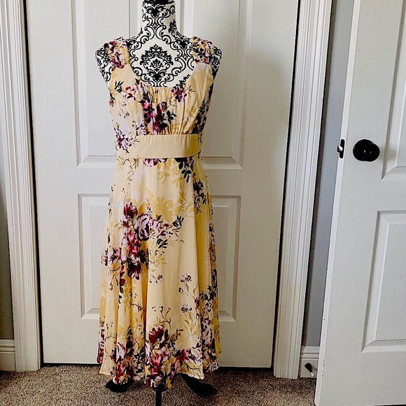 Connected Apparel Floral Print Pleated Bodice Chiffon Dress - Picture 1 of 5